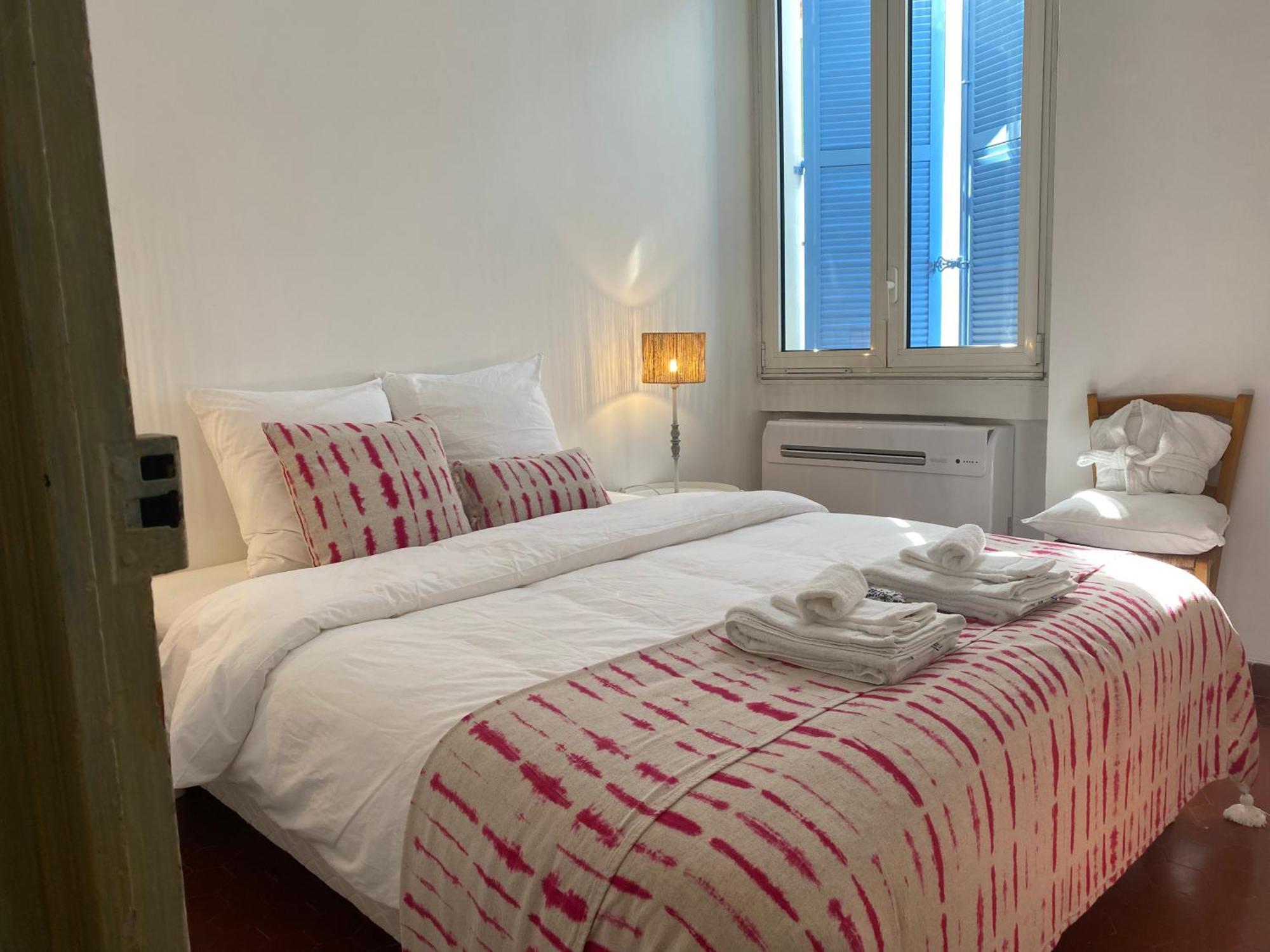 Click! Casa Lamartine Fabulous Ideal Location Walk To All!!! Cassis Exterior foto